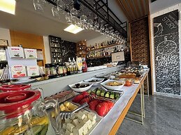 Area Hotel