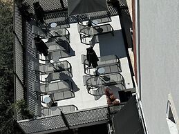 Area Hotel