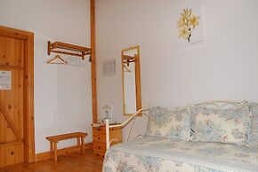 Maison Blanche Ecohouse Mytnitsa