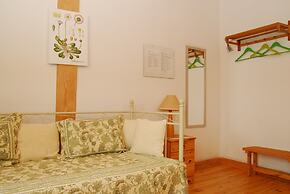 Maison Blanche Ecohouse Mytnitsa
