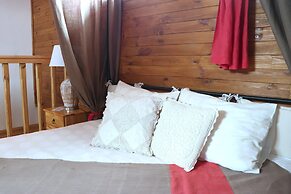 Maison Blanche Ecohouse Mytnitsa