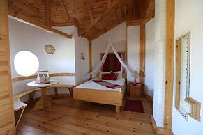 Maison Blanche Ecohouse Mytnitsa