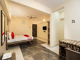 OYO 24621 The Star Hotel