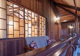 Wakaya Ecolodge