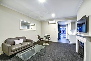 Aloha Central Premium Studios
