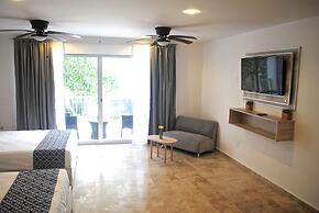 5th Coral Suites by Alex