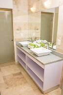 5th Coral Suites by Alex