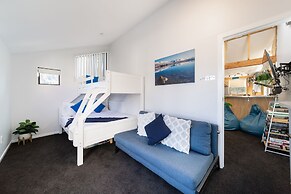 16 guests. Unique, central, mountain & lake views
