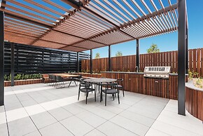 Sky One Apartments by CLLIX