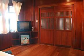 Kirati Beach Resort