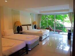 Kirati Beach Resort