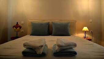 Ammos Luxury Suites