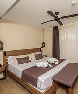 Eques Petit Resort