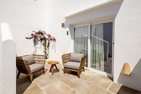 Eques Petit Resort