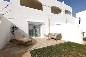 Eques Petit Resort