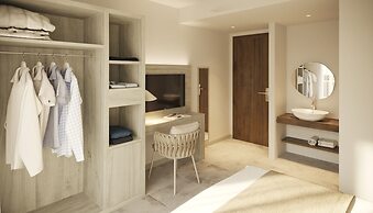 Eques Petit Resort