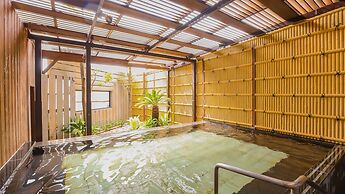 Ooedo Onsen Monogatari Premium Atami