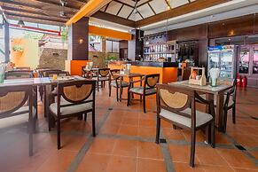 Rattana Beach Hotel