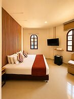 Ethnic Thematic Hotel