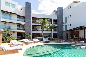 Solmare Apartments & Suites