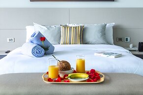 Solmare Apartments & Suites