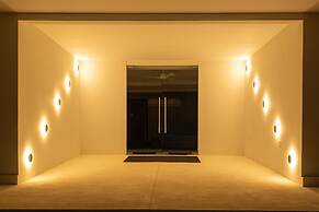 Solmare Apartments & Suites