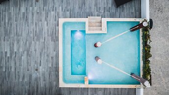 Solmare Apartments & Suites
