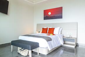 Solmare Apartments & Suites