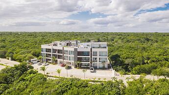 Solmare Apartments & Suites