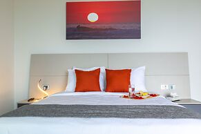 Solmare Apartments & Suites