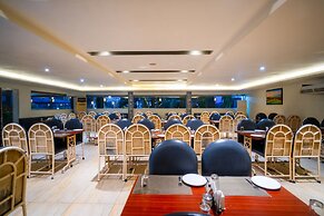 Hotel Natraj & Resort