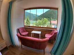 Danis Motel