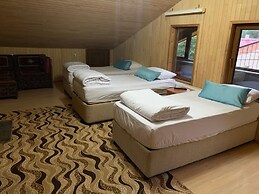 Danis Motel
