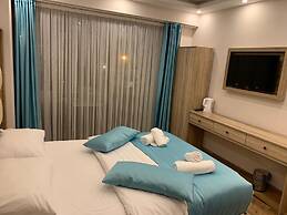 Danis Motel