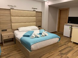 Danis Motel
