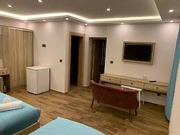 Danis Motel