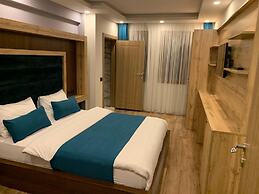 Danis Motel