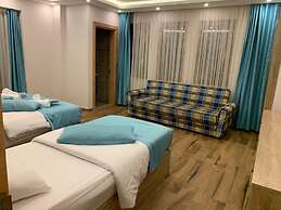 Danis Motel