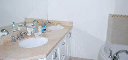Palm Beach Villa 109