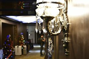 Mayer Inn