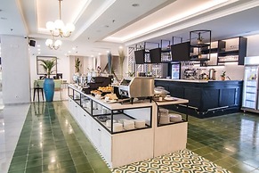 Jambuluwuk Thamrin Hotel