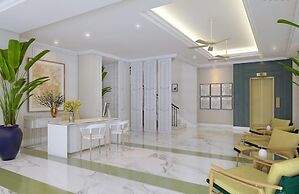 Jambuluwuk Thamrin Hotel