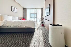 Ramada Encore by Wyndham Busan Station