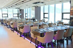 Ramada Encore by Wyndham Busan Station