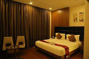 The Royal Grand
