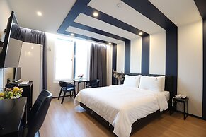 BON Hotel