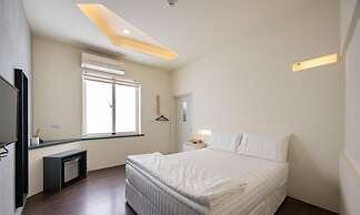 Yuanjyuge B&B