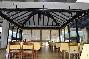 Motel Licki Krovovi