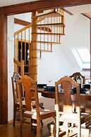 Golden Angel Apartment