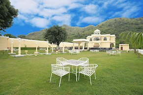 Maangarh Resort